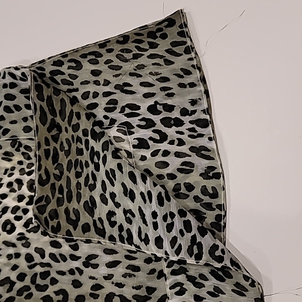 Tommy Bahama Leopard Nehru Collar With Paillette Cover Up Black Gray Large - Picture 9 of 14